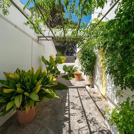 בקתה Casa Morant In Front Of The Sea קאלה ראטג'אדה