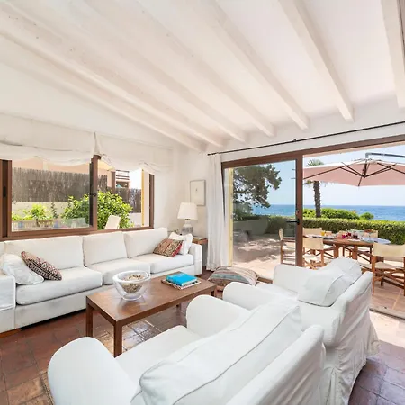 Casa Morant In Front Of The Sea *