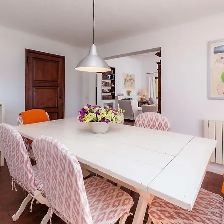 Casa Morant In Front Of The Sea