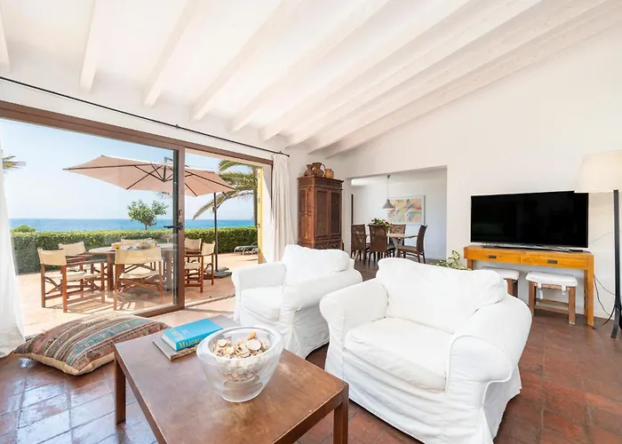 Casa Morant In Front Of The Sea בקתה