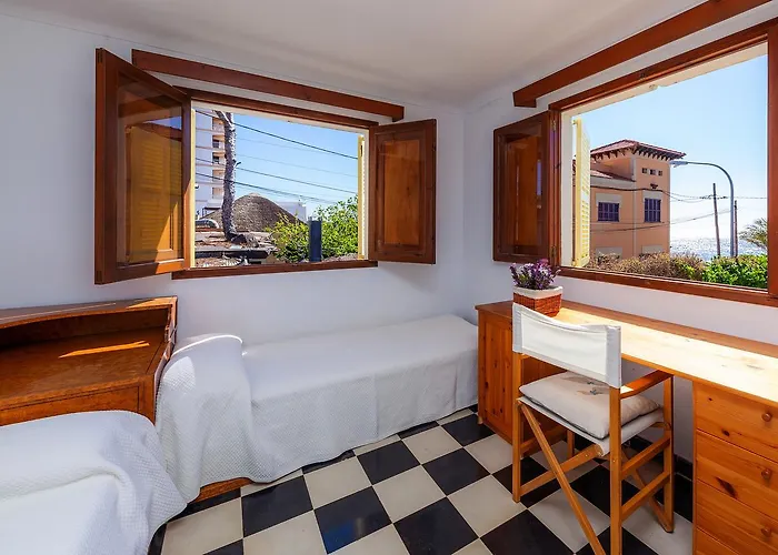 Alpesi faház Casa Morant In Front Of The Sea