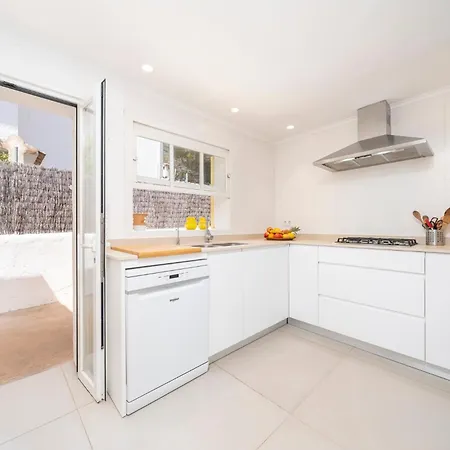 Casa Morant In Front Of The Sea