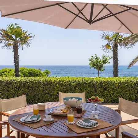 Casa Morant In Front Of The Sea