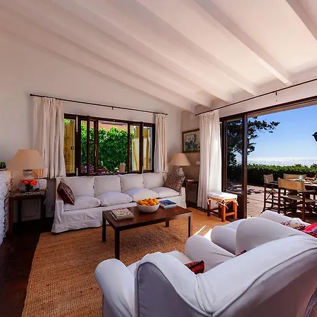 Chalet Casa Morant In Front Of The Sea